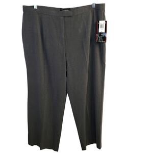 Larry Levine Woman Stretch Pants Short Length 22W